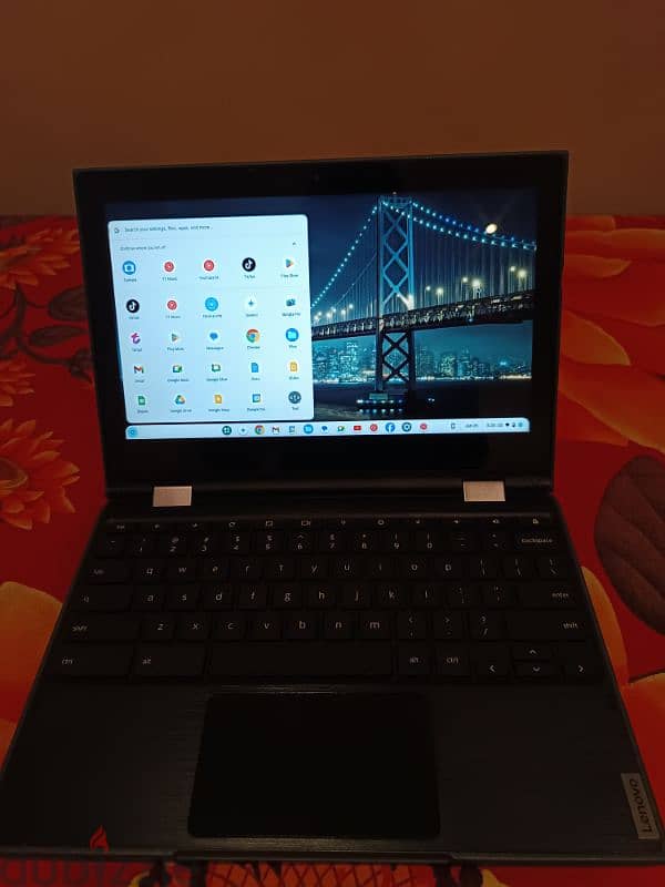 Lenovo 300e Chromebook 32 GB storage 360 foldable touch screen 3