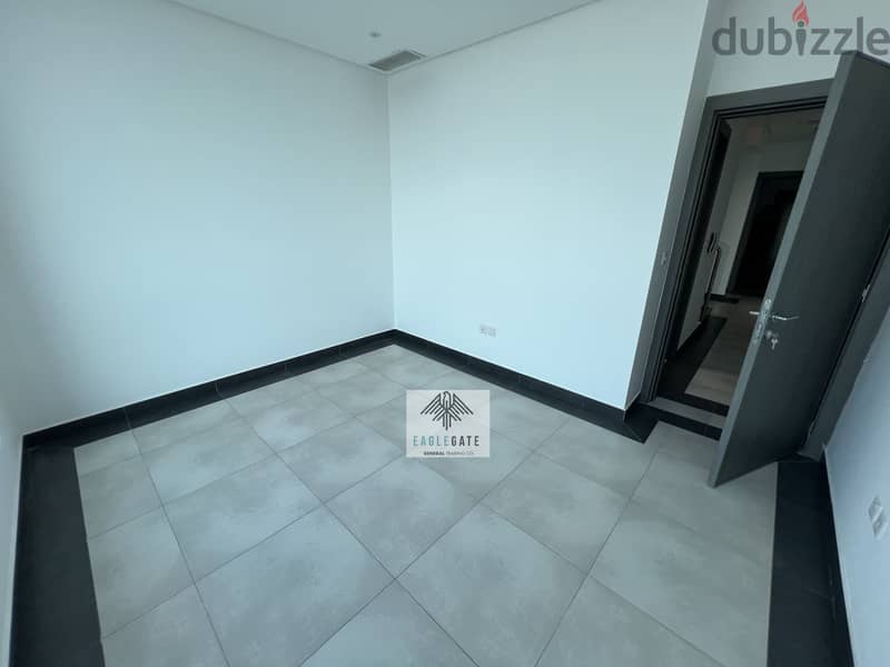 Salmiya, 4 bedroom duplex with big balcony 4