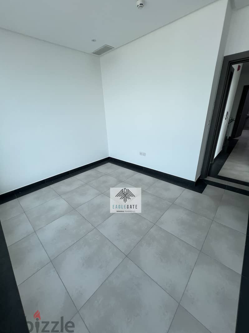 Salmiya, 4 bedroom duplex with big balcony 6