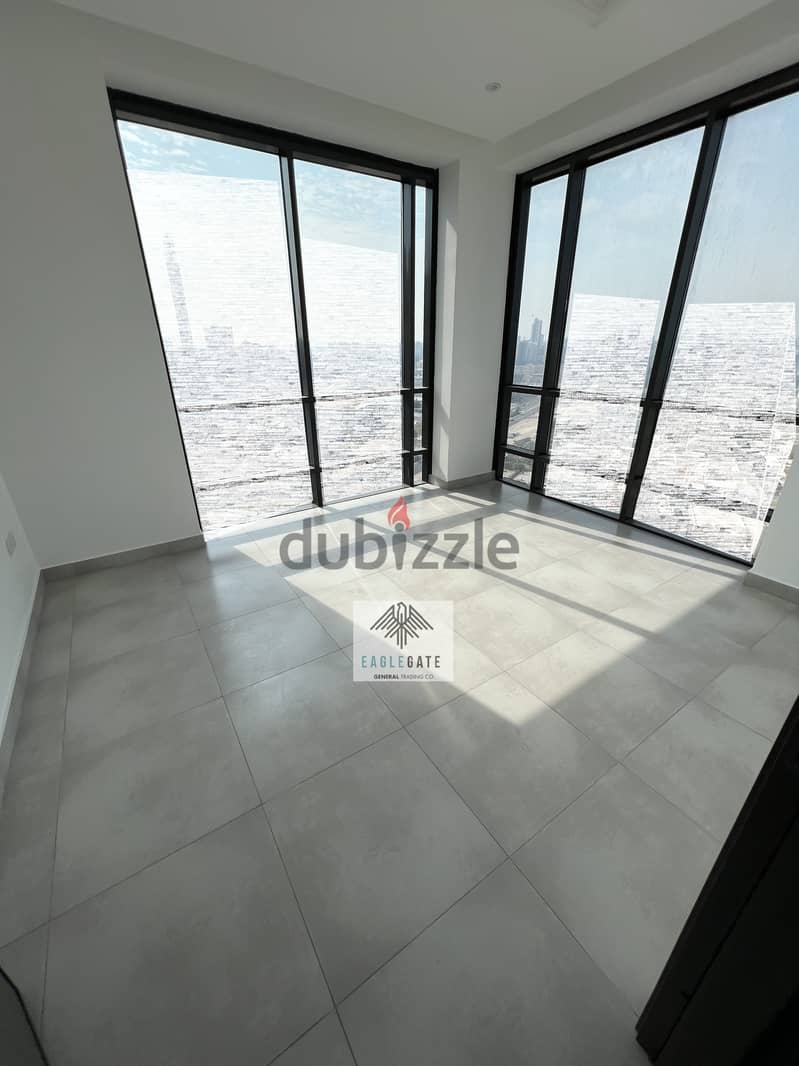 Salmiya, 4 bedroom duplex with big balcony 8