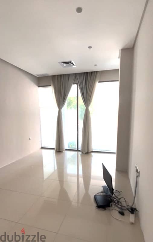 luxurious 4 bedrooms duplex in salwa 6