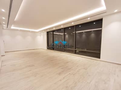 Nice and Modern Style 4 Bedrooms Floor in Surra