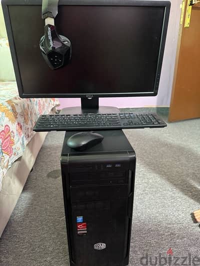 monitor+cpu+keyboard+mouse+headphone+