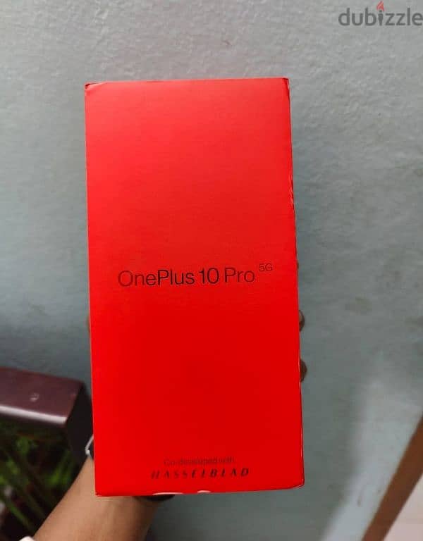 one plus 10 pro like new original charger box all available exchange 3