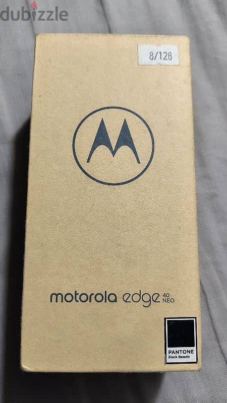 Motorola edge 40 new good condition. 8 /128: gb 1