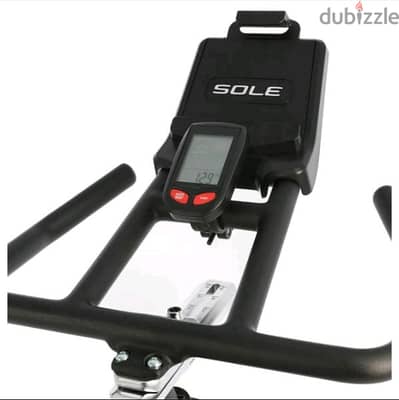 SOLE gym machine