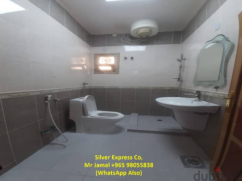 A Very Nice Luxurious 3 Bedroom Villa Flat in Mangaf. 6