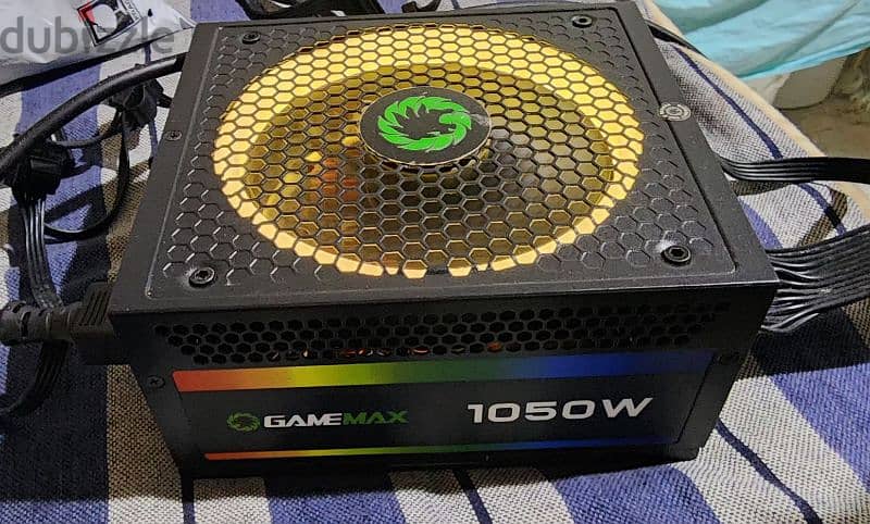 GameMax RGB power supply 1050wat 80plus gol 0