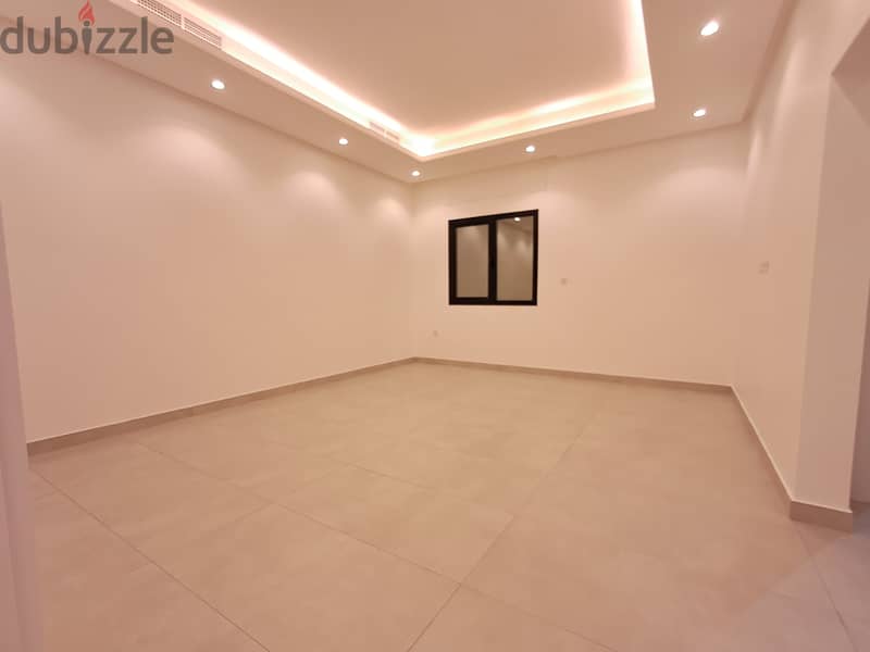 4 Bedroom Floor in abu Fatira 7