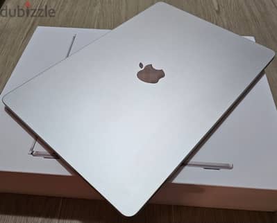 2024 Apple Macbook Air 15" 8+256GB (M3)