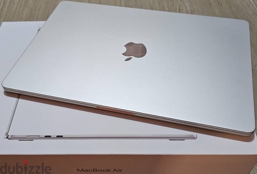 2024 Apple Macbook Air 15" 8+256GB (M3) 4