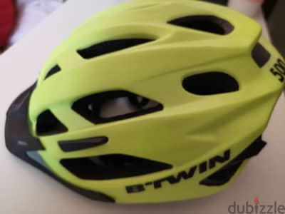 BTWIN ( Bicycle) Helmet ( for adults)