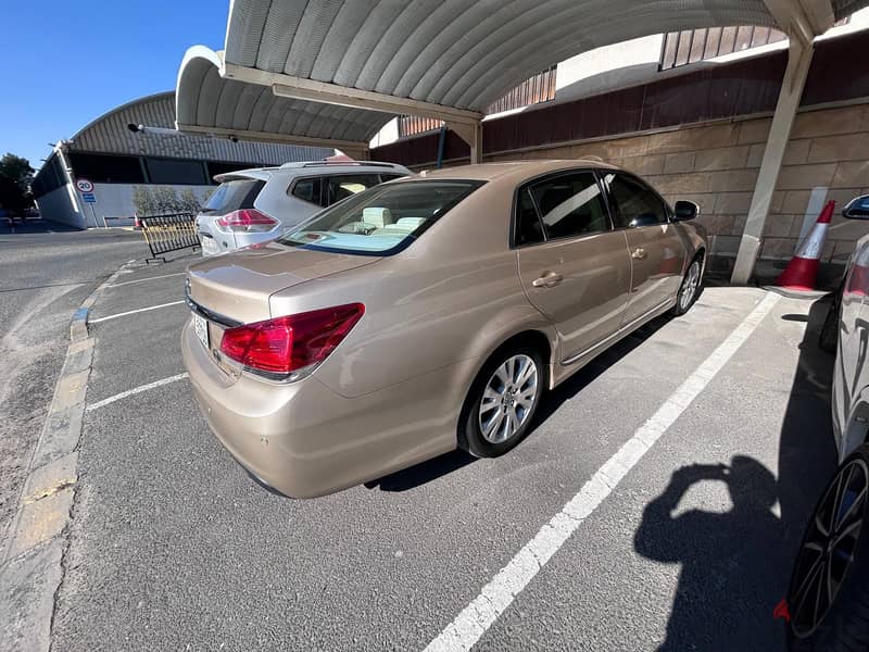 Toyota Avalon 2011 XL 1