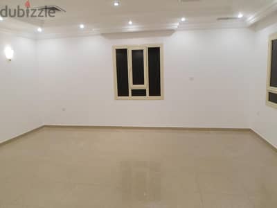 Nice 4 bedroom floor for rent in fintas.