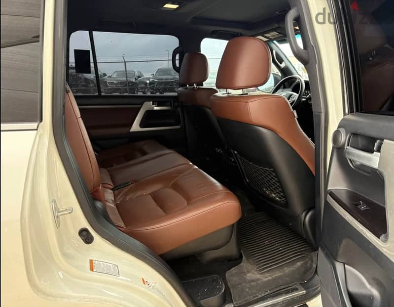 Toyota Land Cruiser 2019 Sport 4