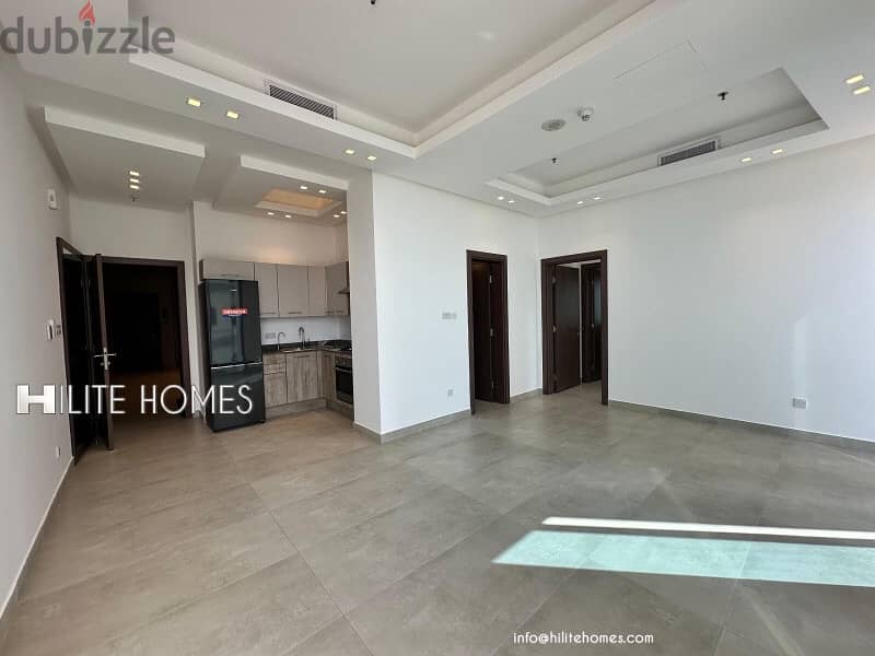 Modern one-bedroom apartment in Salmiya 0