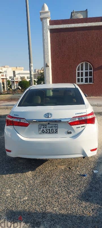 Toyota Corolla 2015 1