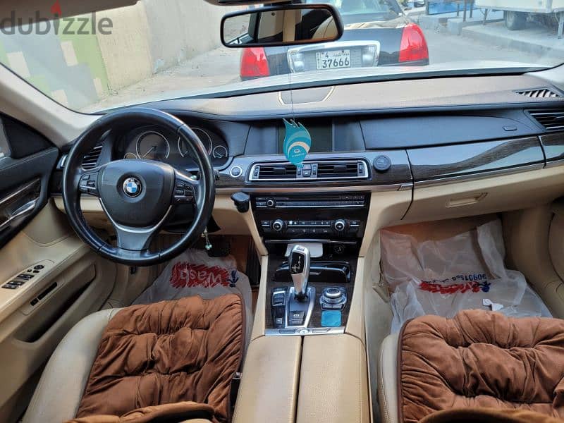 BMW 7-Series 2012 5