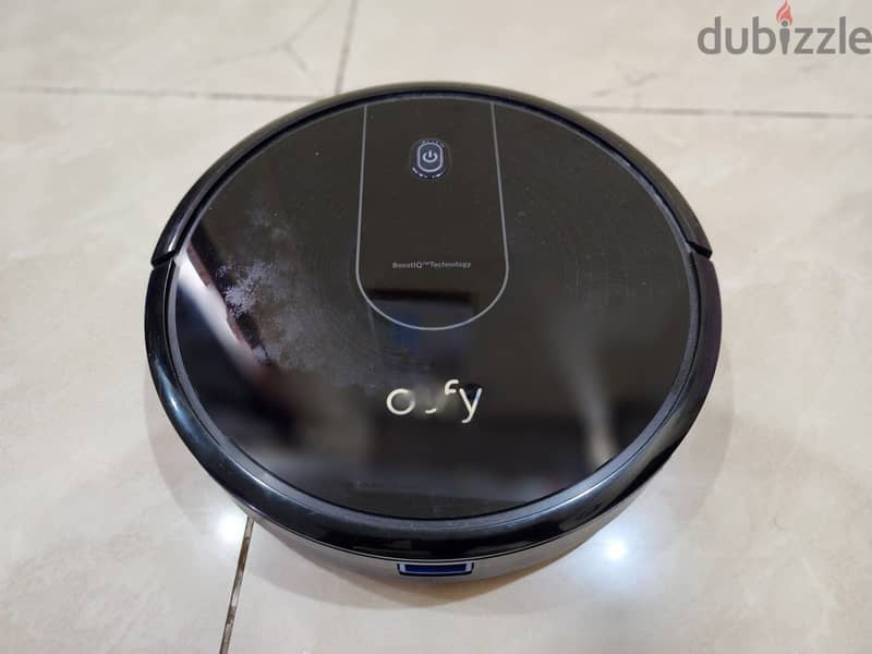 Eufy robot vacuum for sale in Salmiya 1