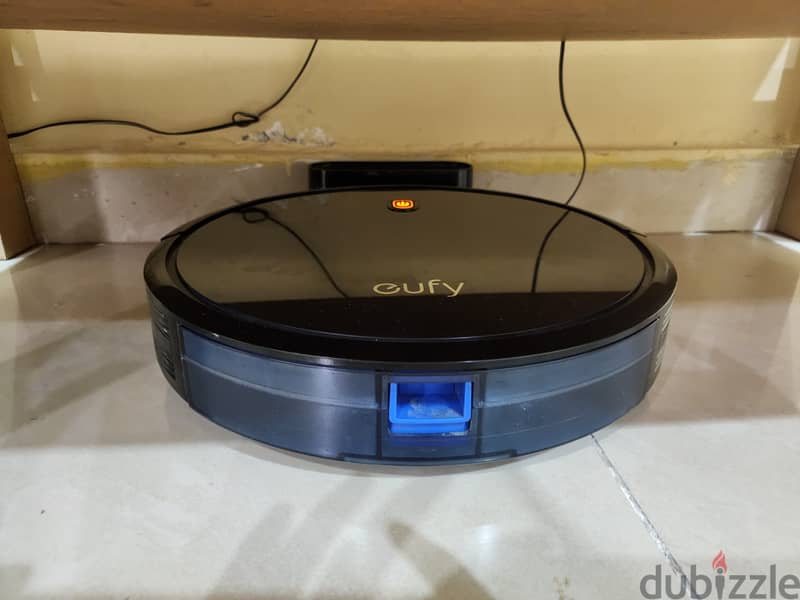 Eufy robot vacuum for sale in Salmiya 5