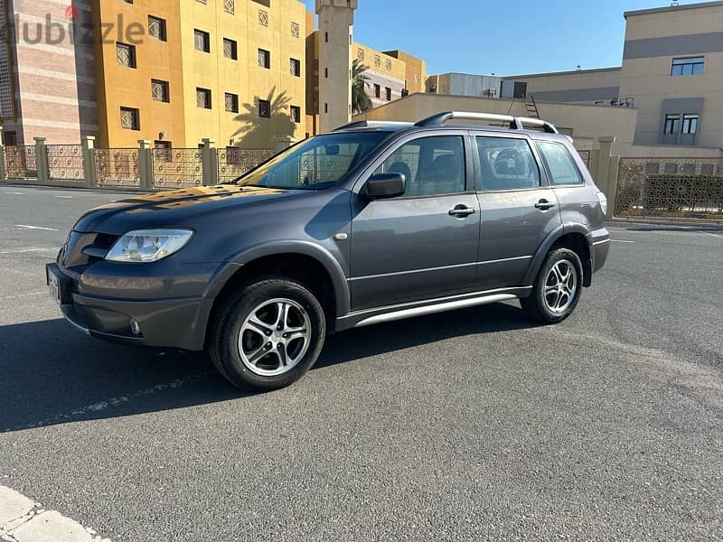 Mitsubishi Outlander 2007 1