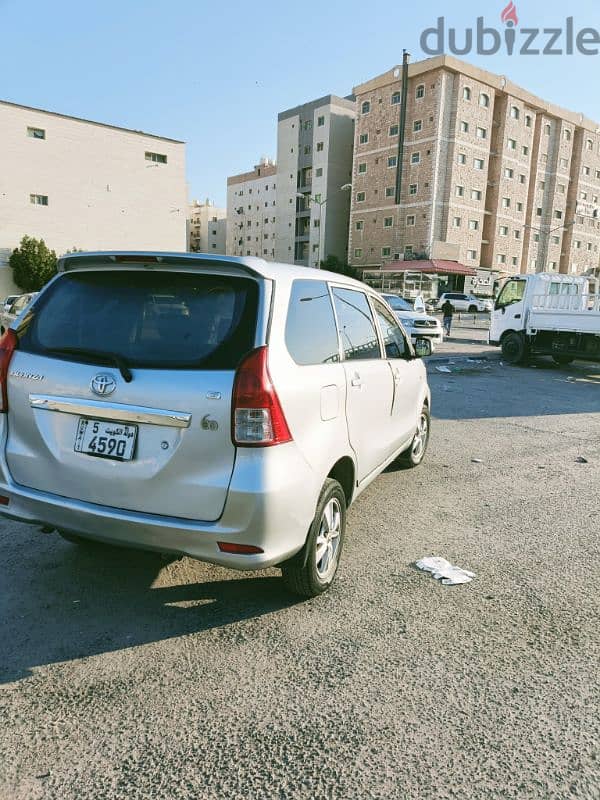 Toyota avanza 2015 1