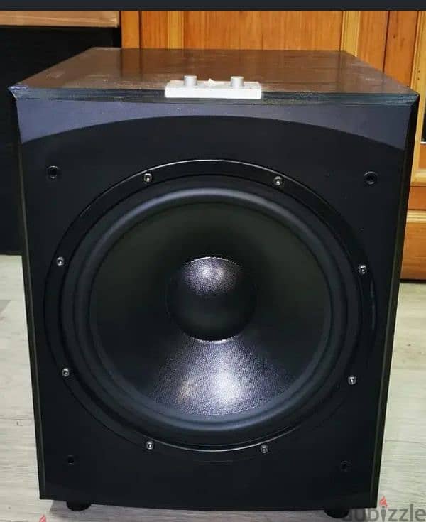 wanna 15inchi Big subwoofer like New condition 2