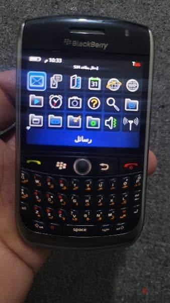 blackberry orginal sharger orginal battery looks like new phone 0