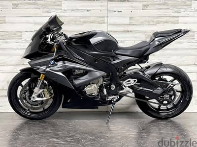 2017 BMW S1000RR  (+97466574363)