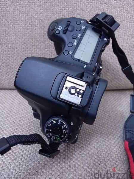 Canon EOS 70D Body 4