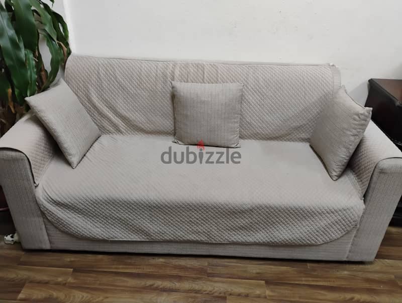 Sofa for sale at mangaf 0