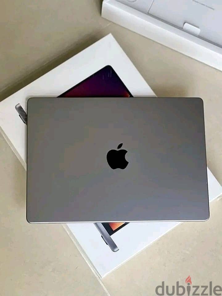 Apple 2022 MacBook Air Laptop 1