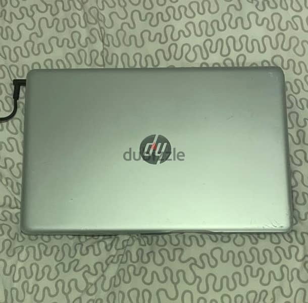 HP Laptop 15-DA1XXX 1