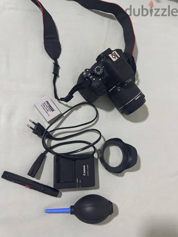 Canon EOS 700D Shutter Count 2555 only. 4