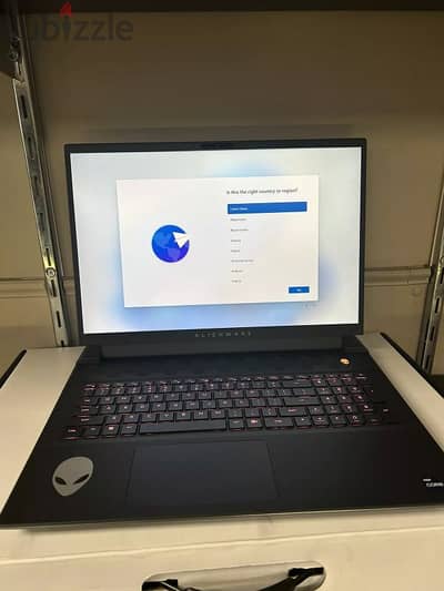 Dell Alienware m18 R2 Gaming Laptop,18"QHD+,i9-RTX 4080,64GB,2TB SSD