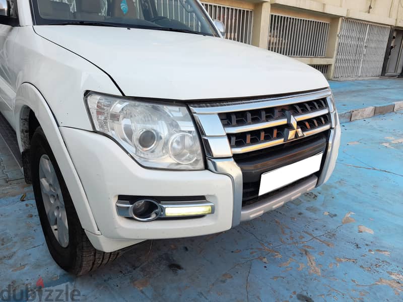 Used Cars for sale Monthly installments - Pajero 2020 10