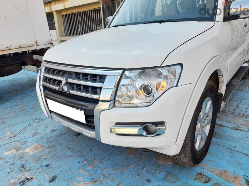 Used Cars for sale Monthly installments - Pajero 2020 11