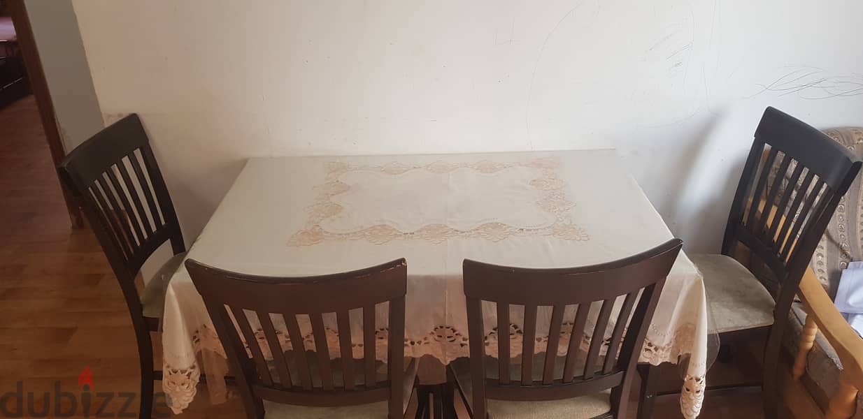 Dining table with 4 chair 1