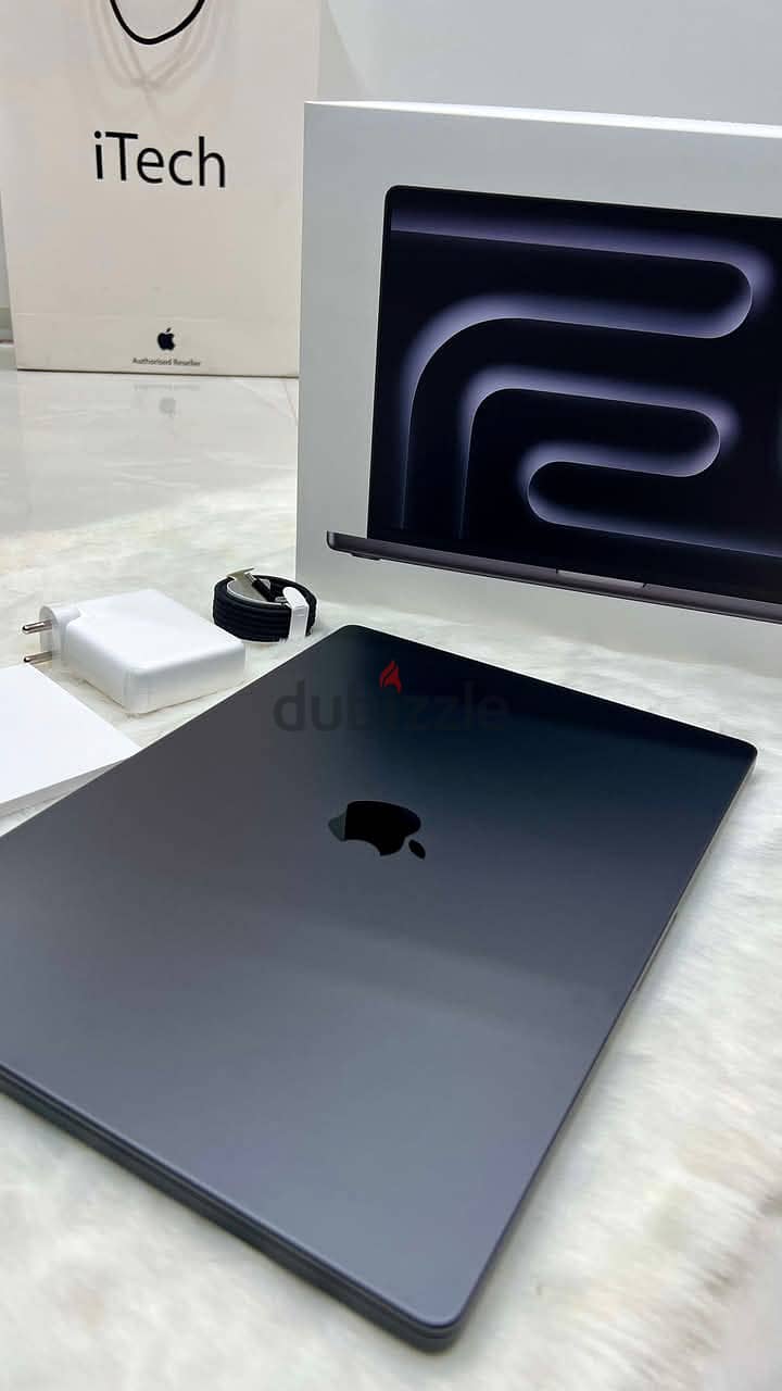 Macbook pro 16 M4 48GB RAM 1TB 4