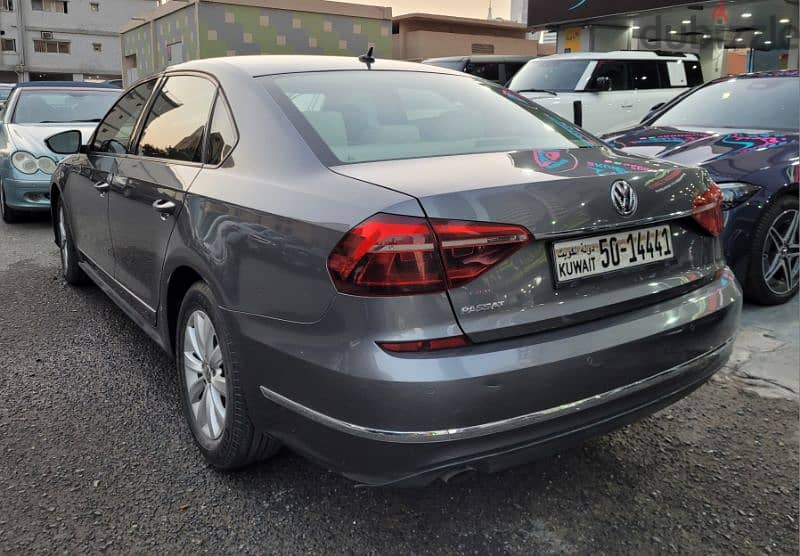 Volkswagen Passat 2017 1