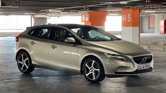 Volvo V40 2017