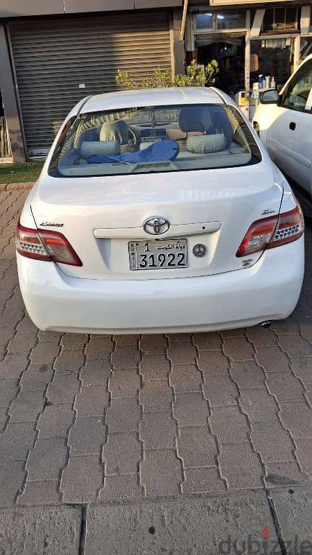 Toyota Camry 2010 3