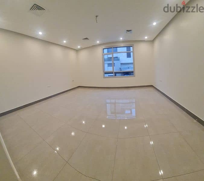 very nice super clean ground floor in Abu Fatera 6