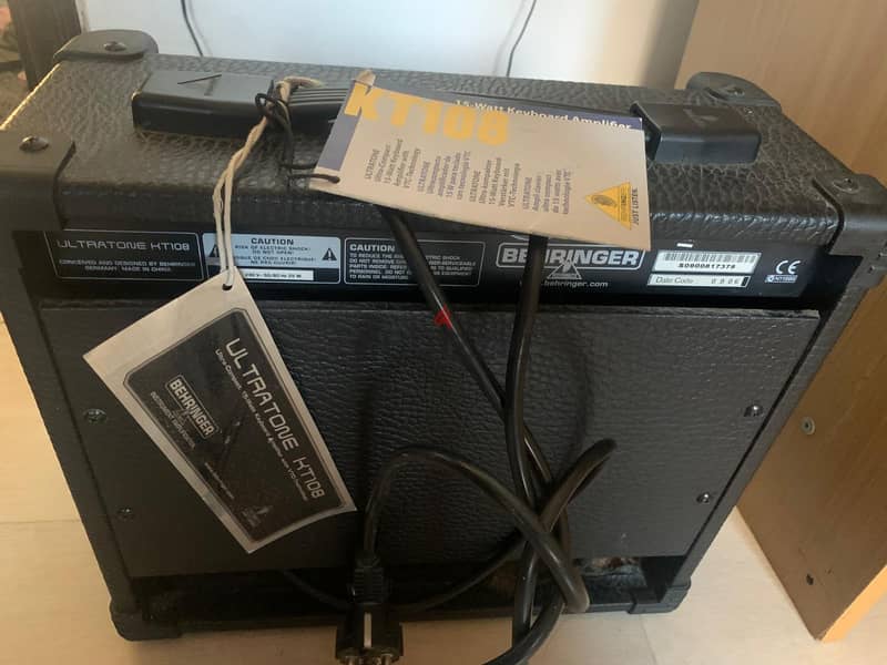 SPEAKER FOR SALE-BEHRINGER 1