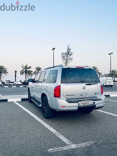 Nissan Armada 2011