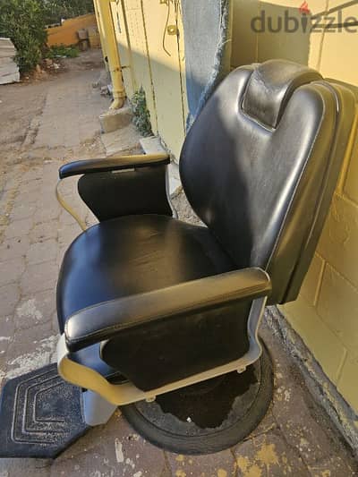 saloon chair