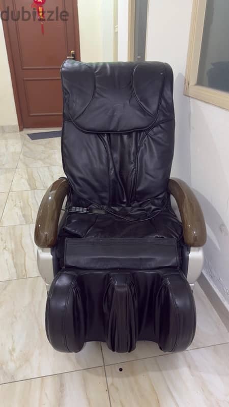 Full Body Massage Chair - Electric Recliner with Heat & Vibration 1