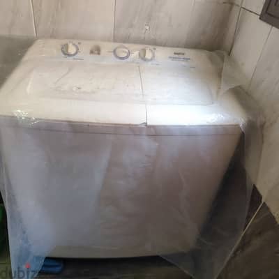 Semi washing machine with dryer