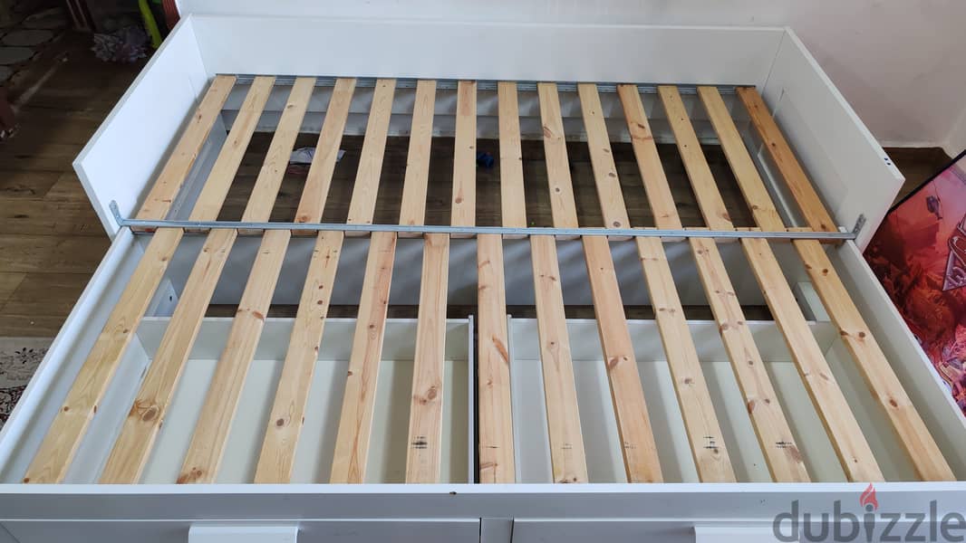 IKEA(BRIMES) DAY BED FRAME 1