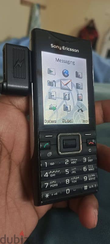 Sony Ericsson very beautiful condition with original charger Whatsapp